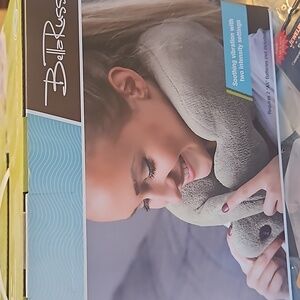 Bella Russo Vibrating Neck Massager